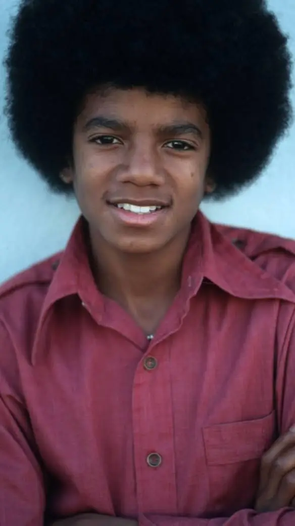 ai character: Michael Jackson  background