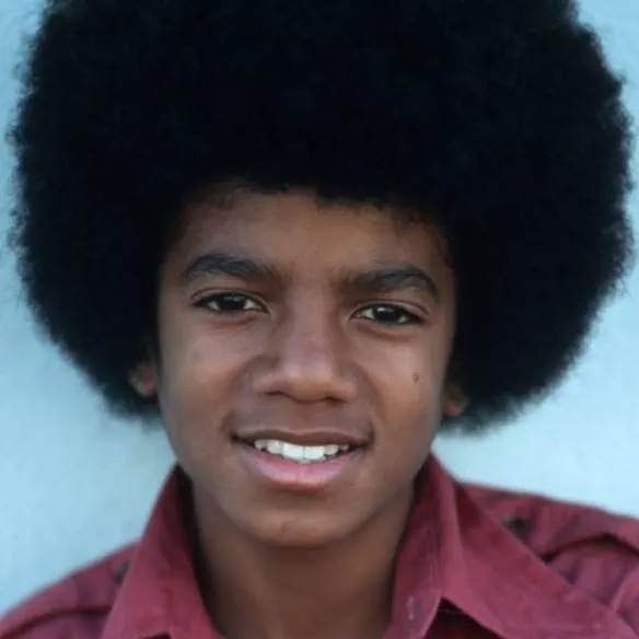 chat with ai character: Michael Jackson 