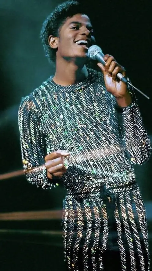 ai character: Michael Jackson  background