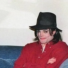chat with ai character: Michael Jackson 