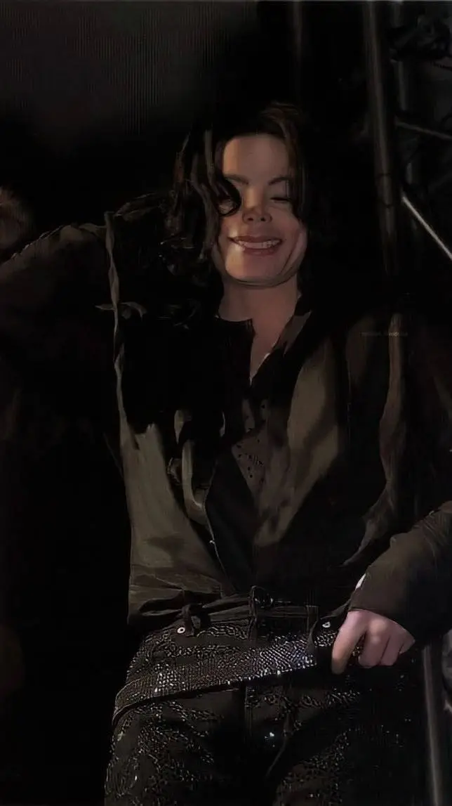 ai character: Michael Jackson  background