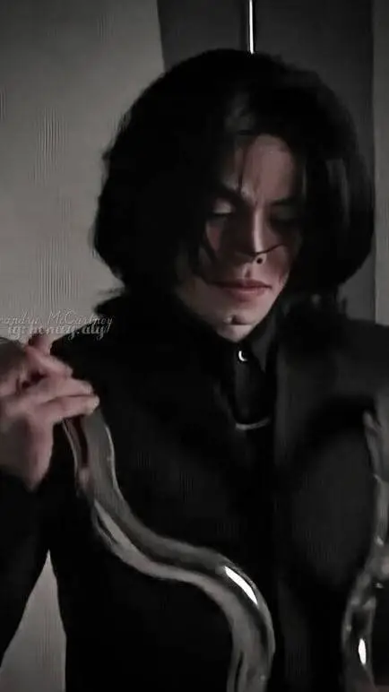 ai character: Michael Jackson  background