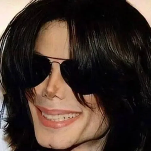 chat with ai character: Michael Jackson 