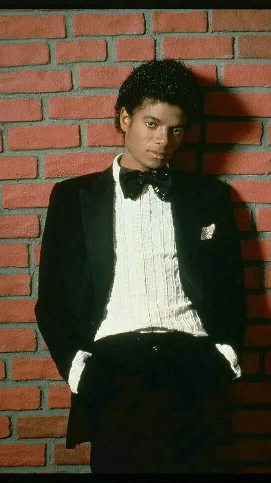 ai character: Michael Jackson  background