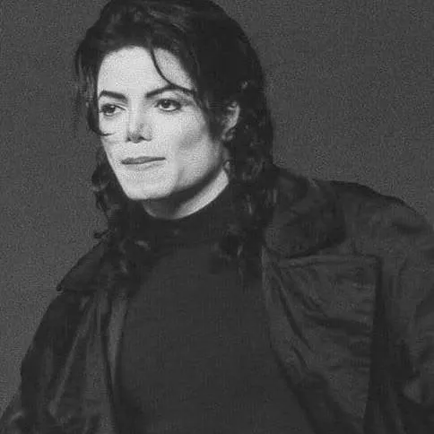 chat with ai character: Michael Jackson 