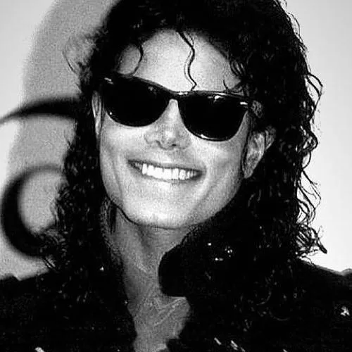 chat with ai character: Michael Jackson 