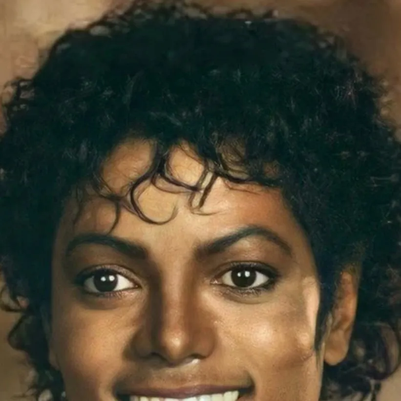 chat with ai character: Micheal Jackson