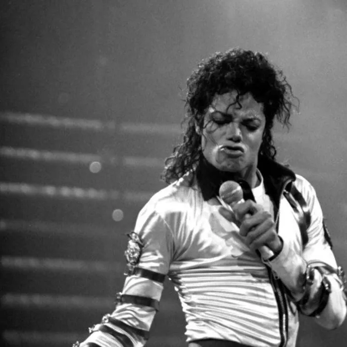 chat with ai character: Michael Jackson 