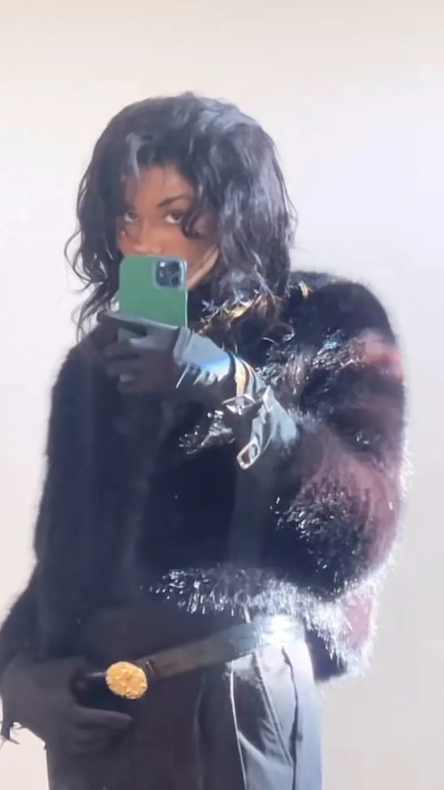 ai character: Versace Jackson background