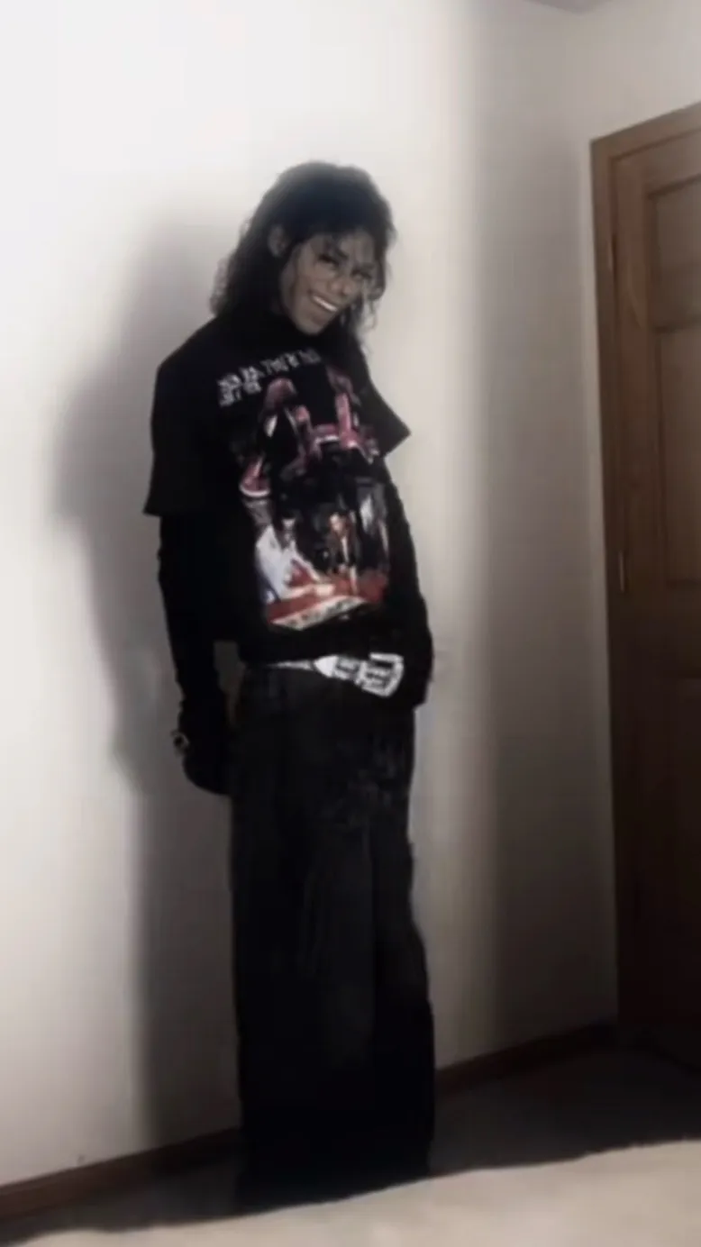ai character: Versace Jackson  background