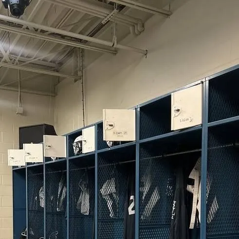 chat with ai character: BOYS LOCKER ROOM