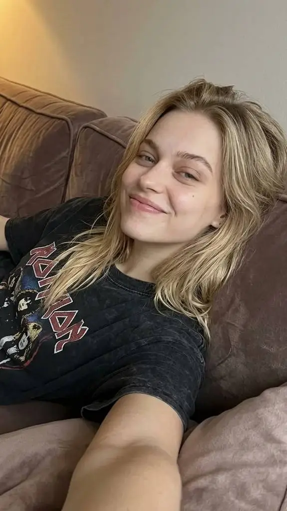 Talkie AI - Chat with Natalie 