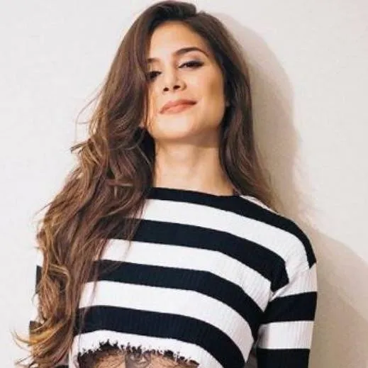 chat with ai character: Greeicy Randóm 