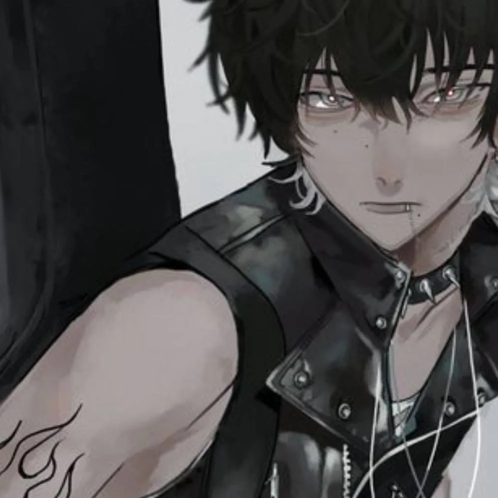 chat with ai character: Elias