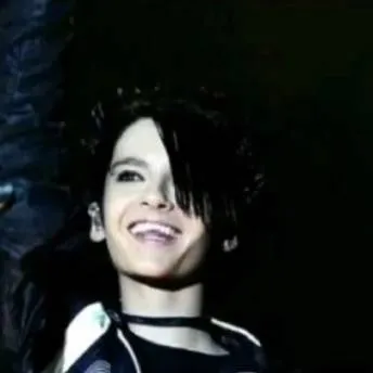 chat with ai character: Bill kaulitz 
