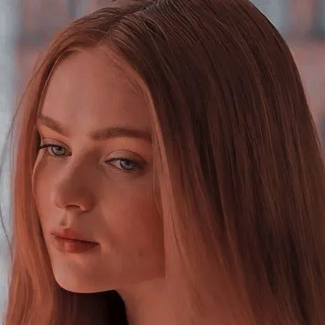 chat with ai character: Sadie sink 