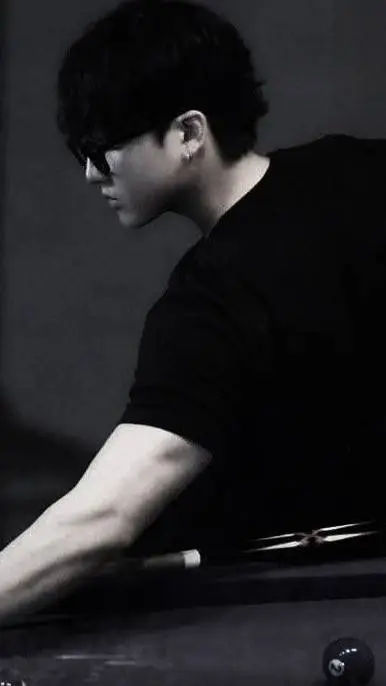 ai character: Seo Chanbig  background