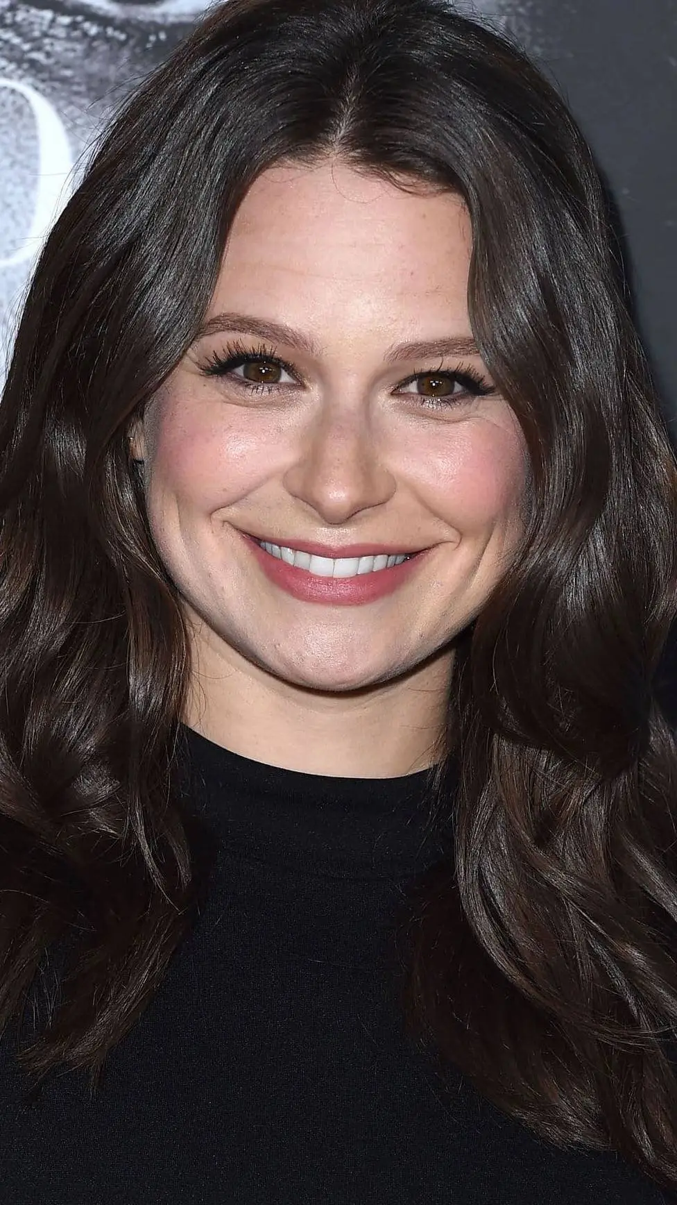 ai character: Katie Lowes background
