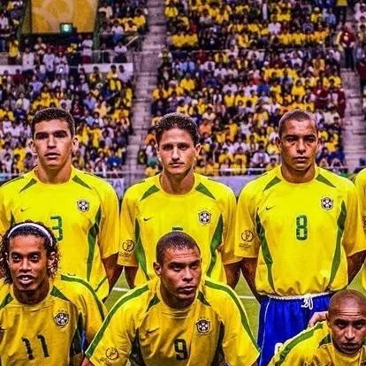 chat with ai character: Brasil 1970 