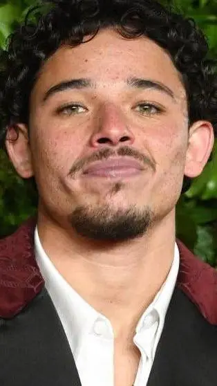 ai character: Anthony Ramos background