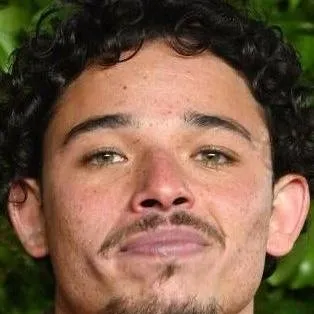 chat with ai character: Anthony Ramos
