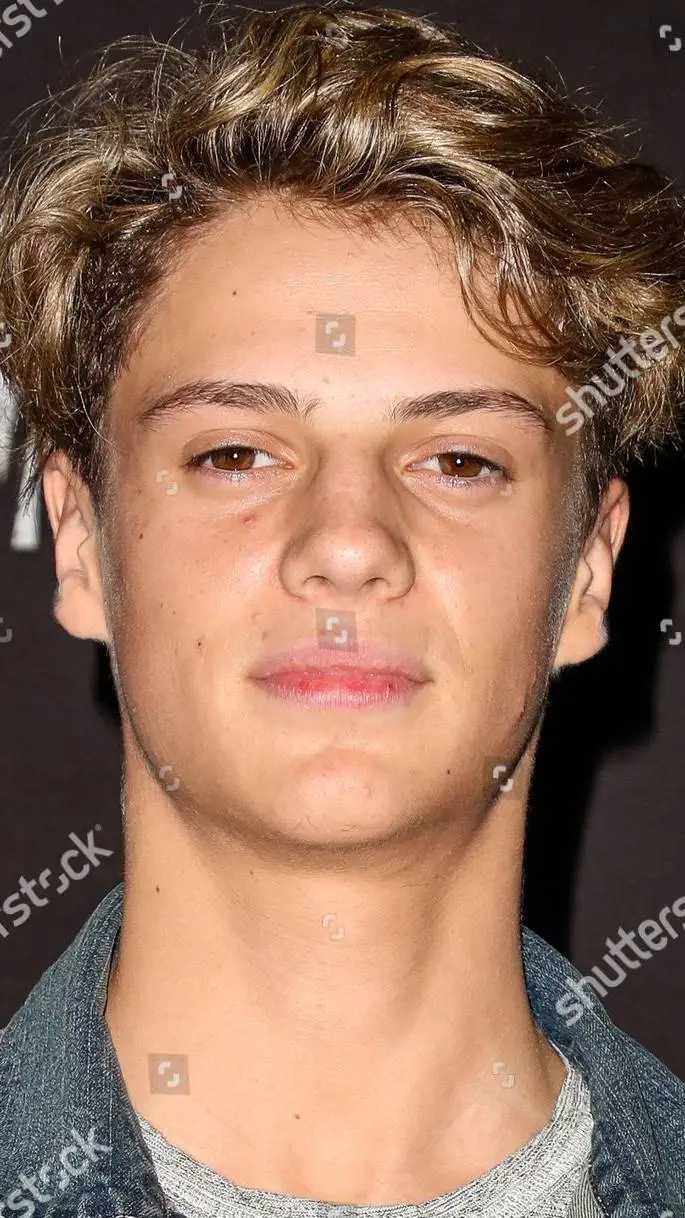 Talkie AI - Chat with henry danger 