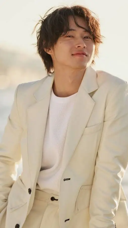 ai character: Kento Yamazaki  background