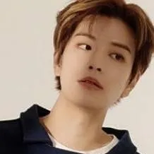 chat with ai character: Seungmin