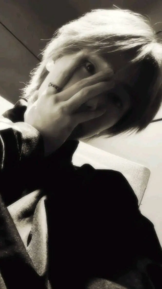 Talkie AI - Chat with park Jimin gaster 