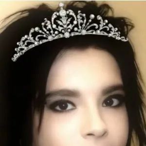 chat with ai character: Bill Kaulitz 
