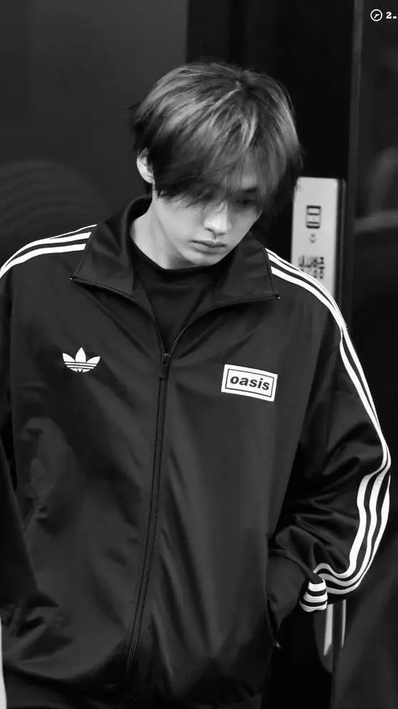 Talkie AI - Chat with • 이 민호