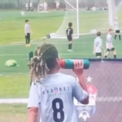 chat with ai character: Tom kaulitz 