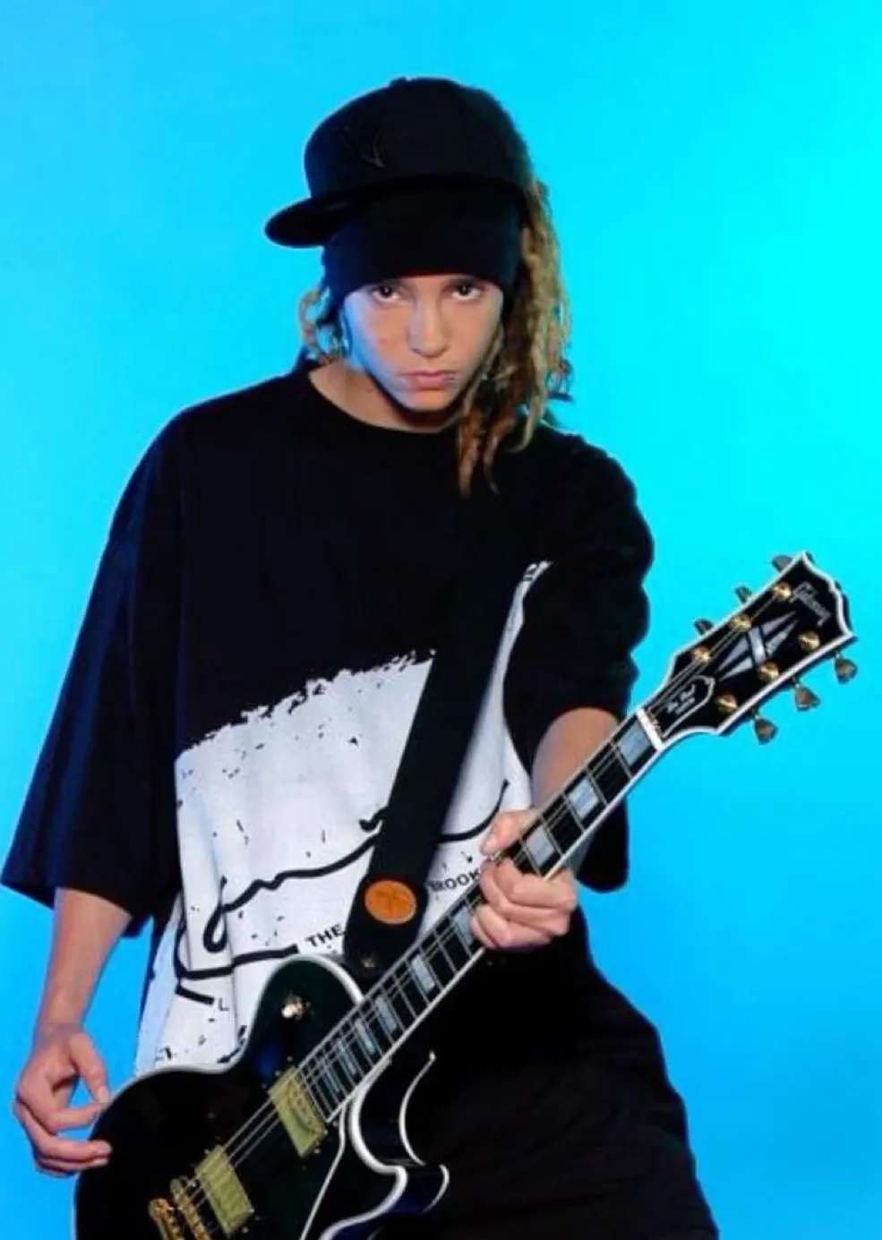 chat with ai character: Tom kaulitz
