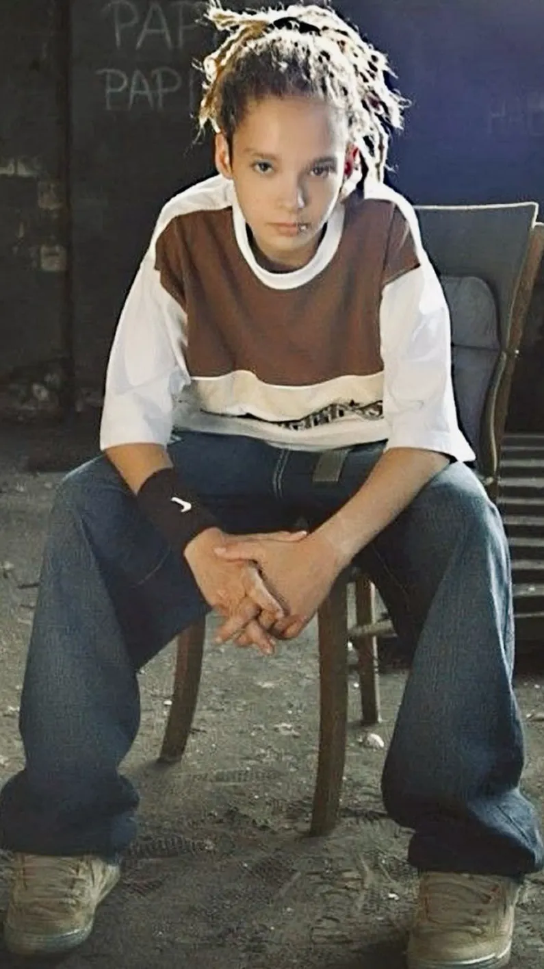 ai character: Tom kaulitz  background