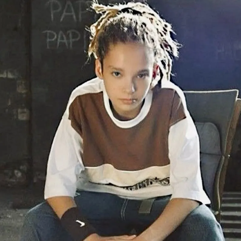 chat with ai character: Tom kaulitz 