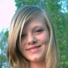chat with ai character: Hannah weideck 