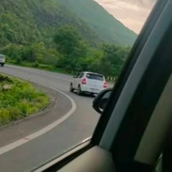 chat with ai character: ROADDD TRIPPP🛣🚗