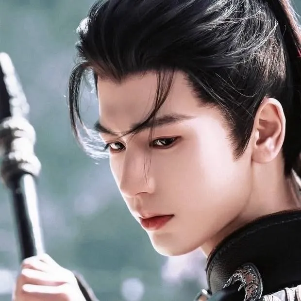 chat with ai character: Xie Lian