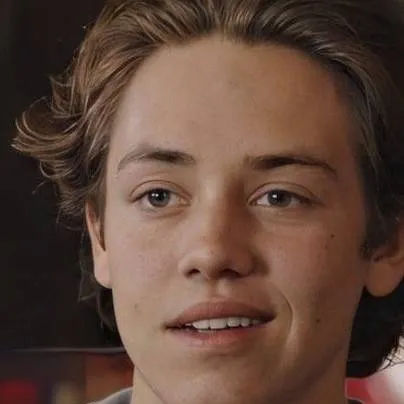 chat with ai character: carl Gallagher 