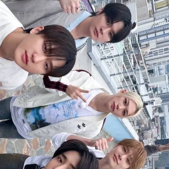 chat with ai character: straykids saesang