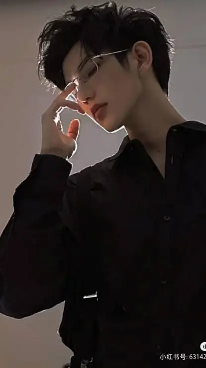 ai character: Geng Yu Chen background