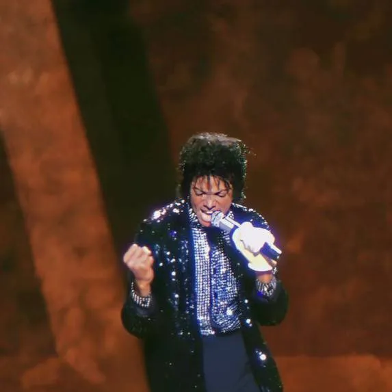 chat with ai character: Michael Jackson 