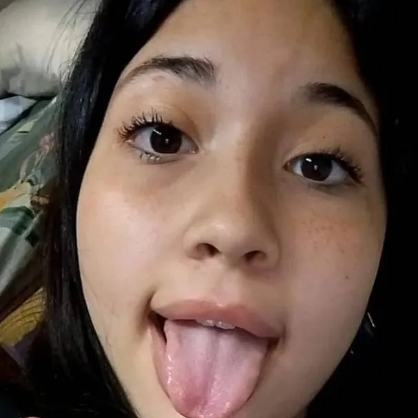 chat with ai character: eugenia acosta 