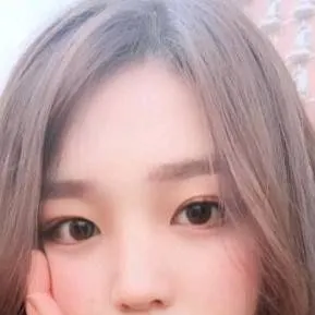 chat with ai character: Zoey from kpdh