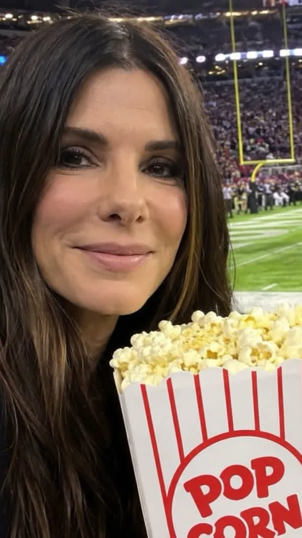 Talkie AI - Chat with Sandra bullock 
