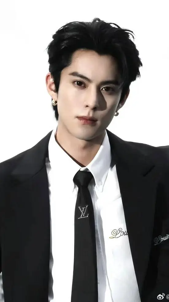 Talkie AI - Chat with Dylan Wang 