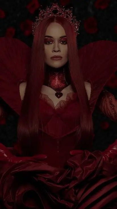 ai character: Queem of Hearts background