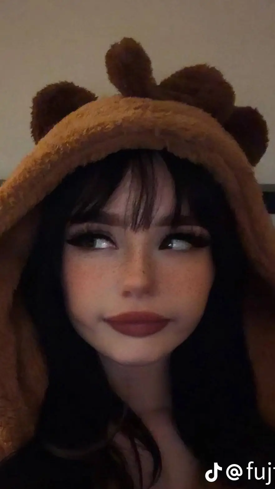 Talkie AI - Chat with Lain 