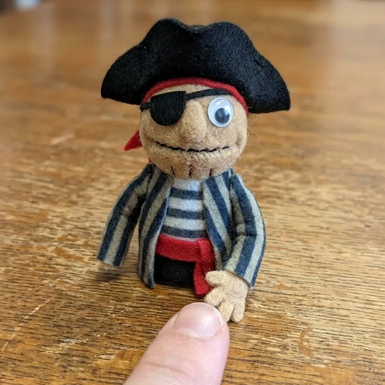 chat with ai character: Tarry
