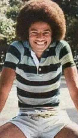 ai character: Michael Jackson  background
